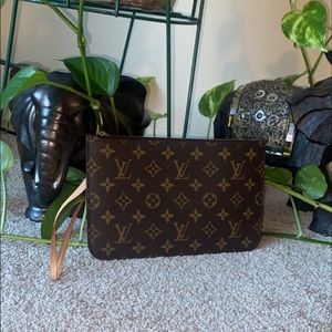 Louis Vuitton Monogram Wristlet pouch